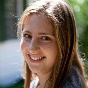 Meet your Posher, Nina